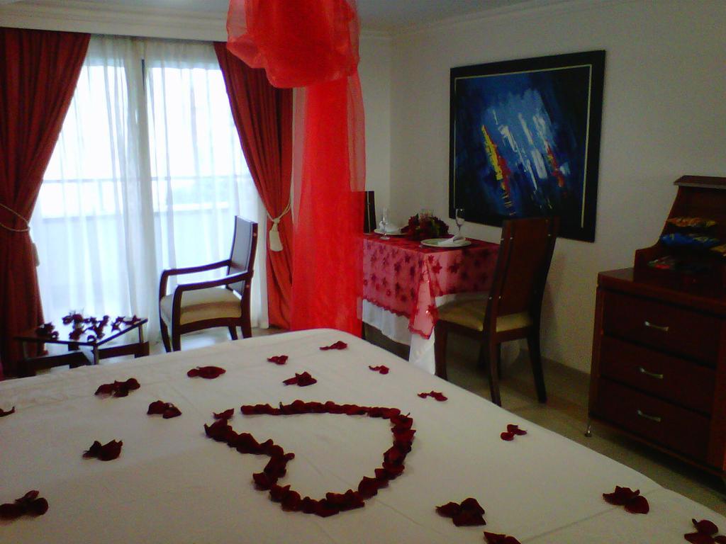 Charthon Inn Barranquilla  Habitación foto