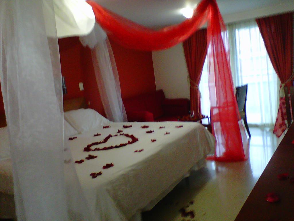 Charthon Inn Barranquilla  Habitación foto